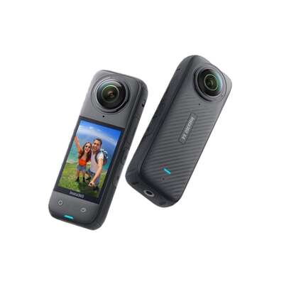 Панорамная экшн-камера Insta360 X4